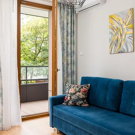 Апартаменты Solidarnosci Skyline By Bookinghost *