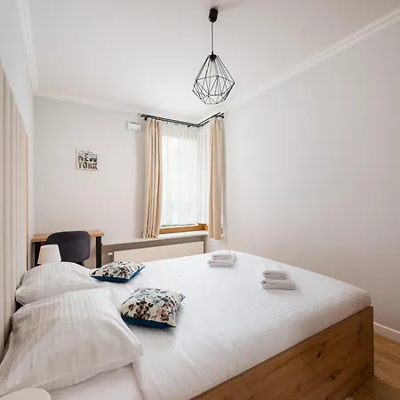 Appartement Solidarnosci Skyline By Bookinghost